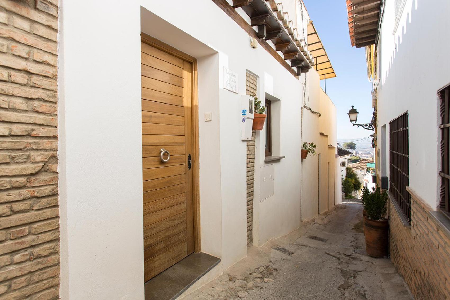 Apartamento Con Terraza Y Cochera Albaycin Granada Exterior photo